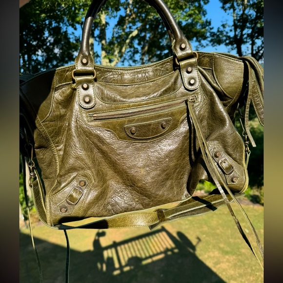 Balenciaga 2005 olive city purse - Picture 1 of 8